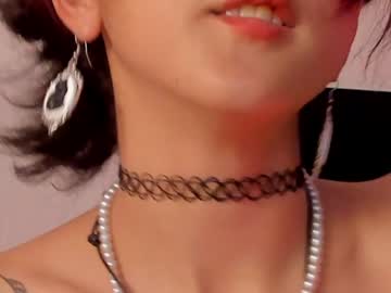 girl Chaturbate Asian Sex Cams with bonniecute_