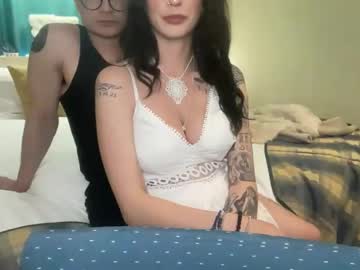 couple Chaturbate Asian Sex Cams with skylarrrr1