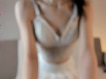 girl Chaturbate Asian Sex Cams with elwynagreaves