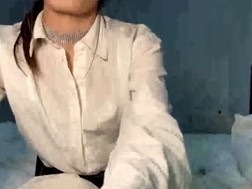 girl Chaturbate Asian Sex Cams with lilyaldridge69