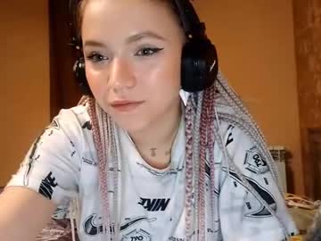 girl Chaturbate Asian Sex Cams with sizzling_angel_555