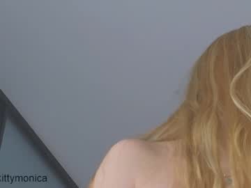 girl Chaturbate Asian Sex Cams with lilkittymonica