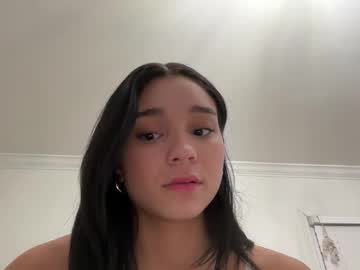 girl Chaturbate Asian Sex Cams with adriannarodriguez