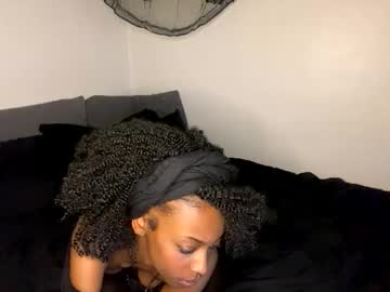 girl Chaturbate Asian Sex Cams with trixie_luv