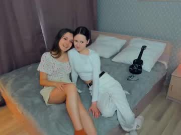 couple Chaturbate Asian Sex Cams with jodyclowes