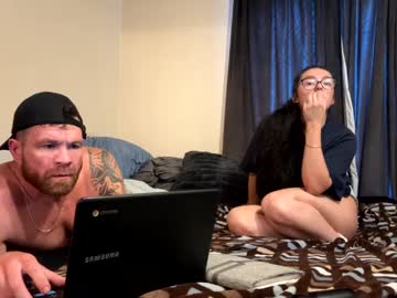 couple Chaturbate Asian Sex Cams with daddydiggler41