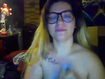 couple Chaturbate Asian Sex Cams with prettykitty4209