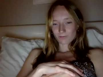 girl Chaturbate Asian Sex Cams with littlee_redd