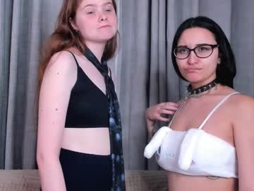 couple Chaturbate Asian Sex Cams with earleneclarkston